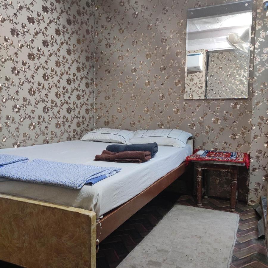 Ira Homestay Mathura - Divine Spiritual Stay Экстерьер фото